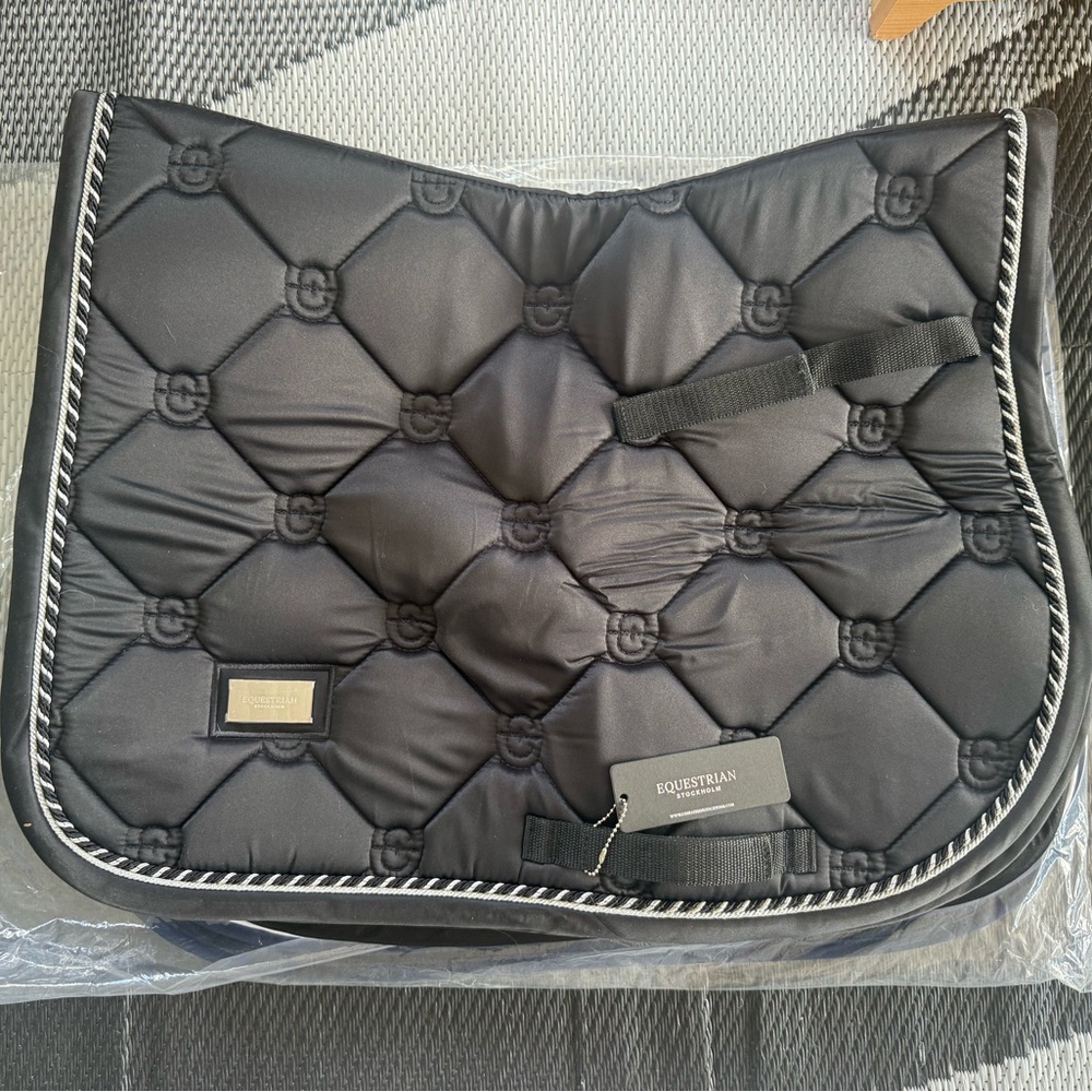 Equestrian Stockholm Saddle Pad